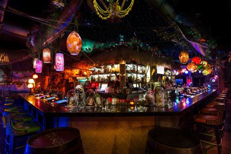 Las Vegas Bars These Are Our Favorite Places To Imbibe Los Angeles Times