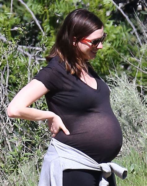 Pregnant Anne Hathatway Out Hiking In Los Angeles 03122016 Hawtcelebs