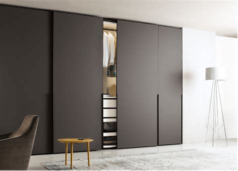 Which Wardrobe Doors Are The Best Hinged Or Sliding