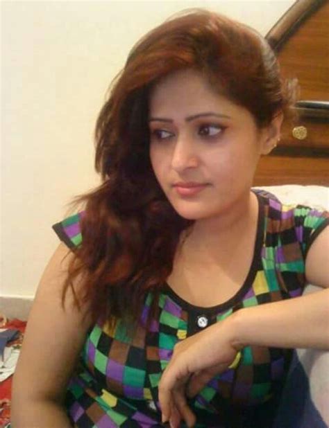 Hot And Cute Indian Bhabhi Images