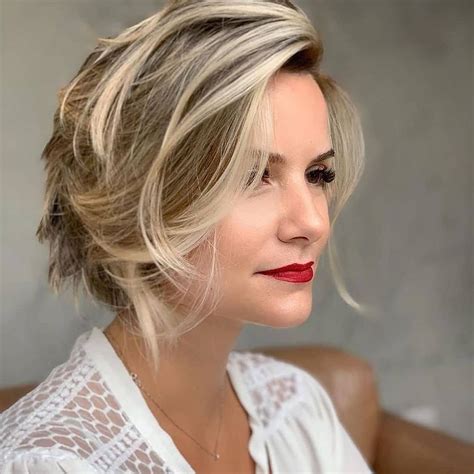 They are attractive and innovative hairstyles yet very easy to manage. 10 Stylish Casual & Easy Short Hairstyles for Women ...