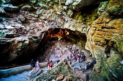 Borra Caves Near Vishakhapatnam One Of The Largest In India