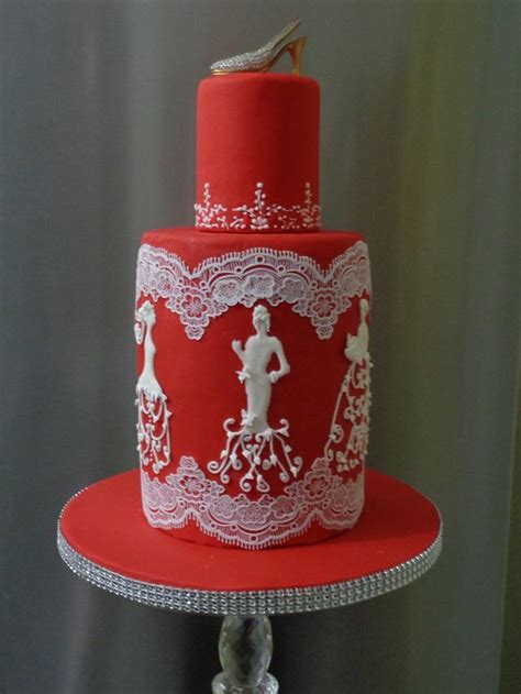 Divas Cake Decorated Cake By Artistic Cakes Malta Cakesdecor