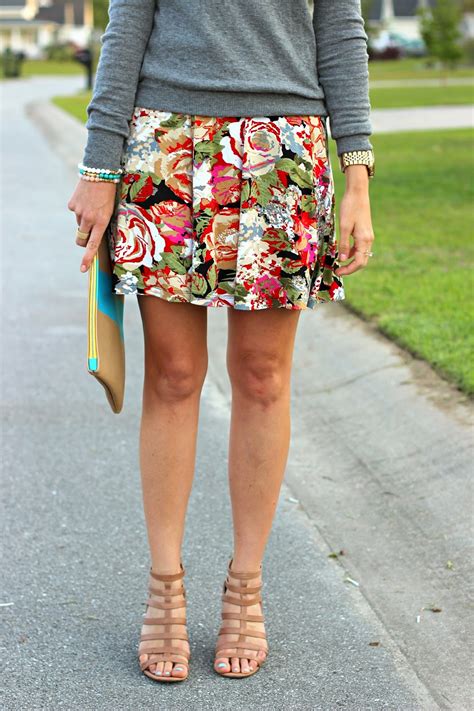 Moda And The Mar Floral Skirts