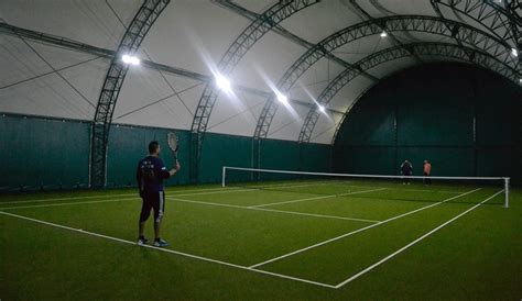 Cumpara acum o masa de tenis de exterior sau interior de pe trambulinesparta.ro. Teren de tenis ~ Club Argman ~ Teren de fotbal sintetic ...