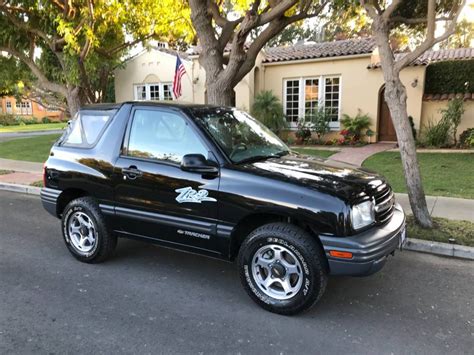 Unexpectedly Righteous 2001 Chevrolet Tracker Zr2 Dailyturismo
