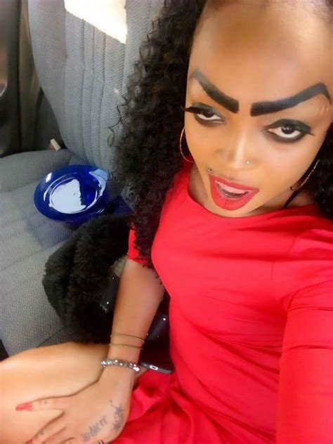 Social Media Slay Queen Shows Off Her Makeup And Its On Fleek