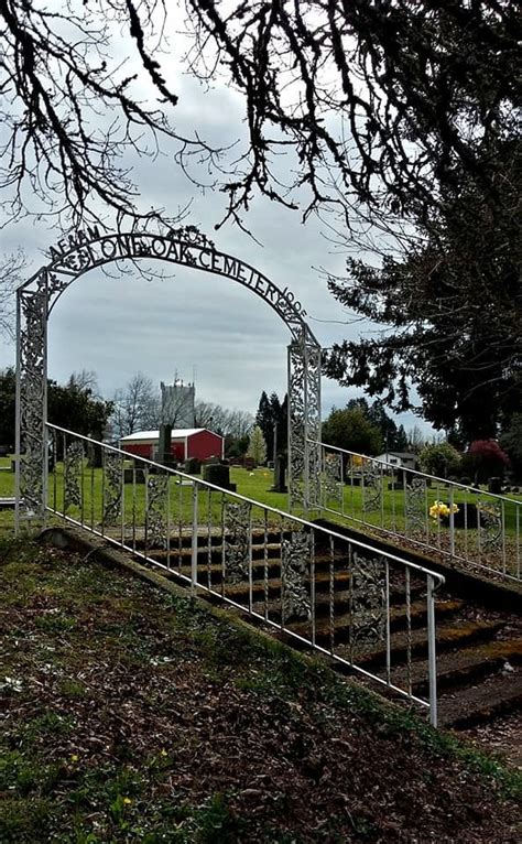 Lone Oak Cemetery In Stayton Oregon Find A Grave Cemetery