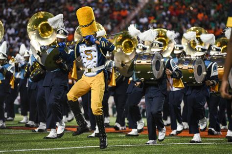 Southern University Drum Major Its An Honor To Lead The Best Band In
