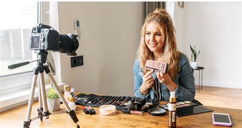 How To Start Online Makeup Classes At Home With Minimal Investment