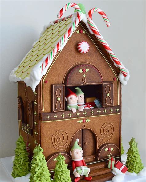 gingerbread house | Gingerbread house cookies, Gingerbread house, Gingerbread house designs