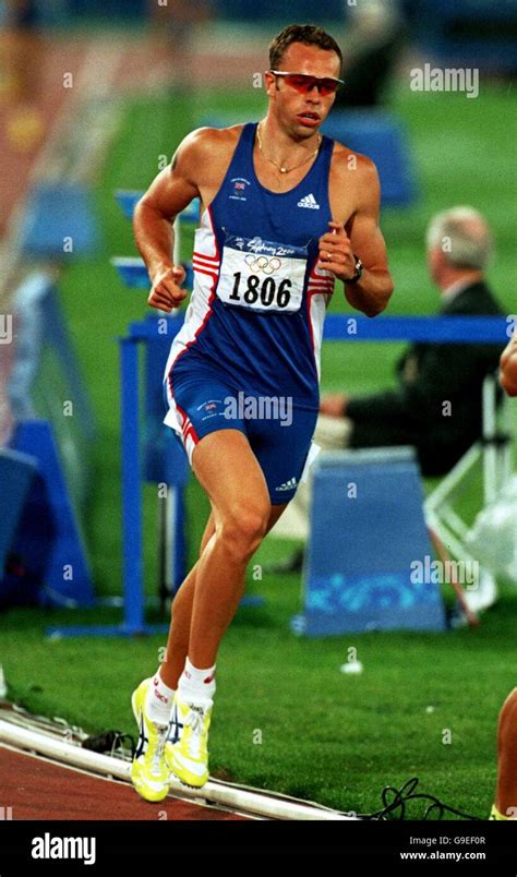 Sydney 2000 Olympics Athletics Mens Decathlon 1500m Hi Res Stock