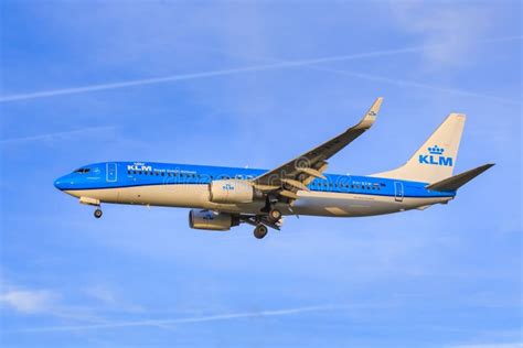 Klm 737 New Livery Stock Photos Free And Royalty Free Stock Photos From
