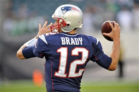 Is an american football quarterback for the tampa bay buccaneers of the national football league. New England Patriots Tom Brady suffers left knee injury ...