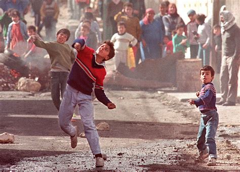 Die erste intifada oder erste palästinensische intifada (auch einfach als intifada oder intifada bekannt ) war eine anhaltende. teifidancer: Marking first Palestinian intifada of ...