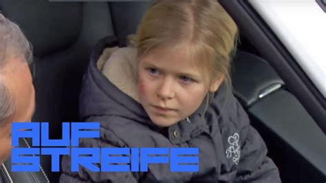 Kleines Mädchen am Steuer Autounfall mit krassem Hintergrund Auf Streife SAT TV YouTube