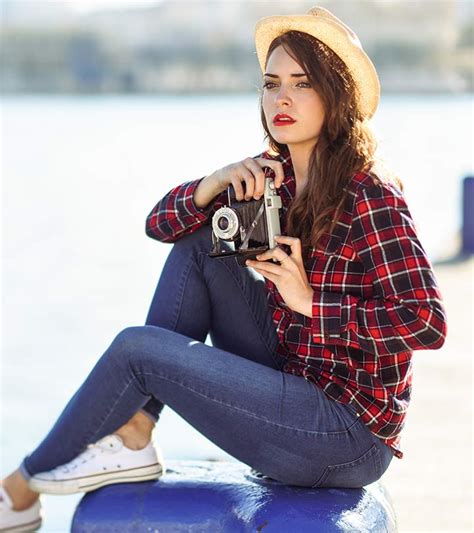 How To Wear A Flannelplaid Shirt Outfit Ideas