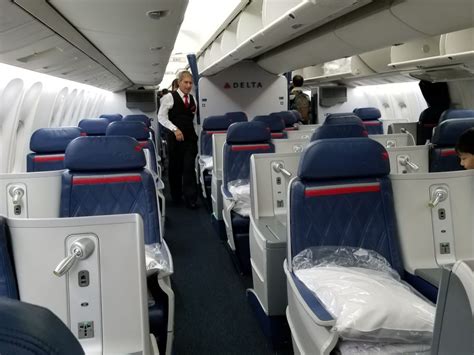 Delta Airlines Boeing 767 400 Business Class Várias Classes