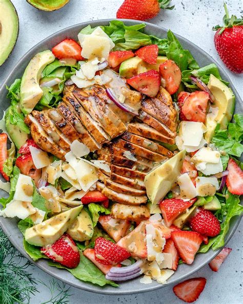 Easy And Healthy Strawberry Chicken Salad Healthy Fitness Meals
