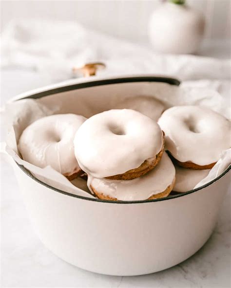 Baked Donuts With Vanilla Glaze Kickass Baker