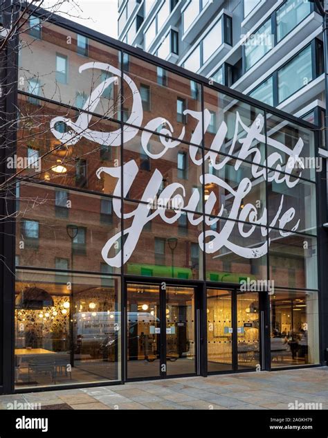 Wework London Wework Hoxton Collaborative Workspaces For Rent In