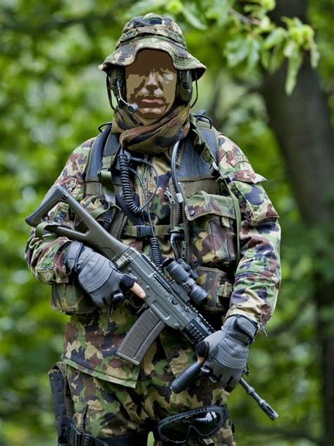 Swiss Special Forces Soldiers From Armee Aufklärungsdetachement 10