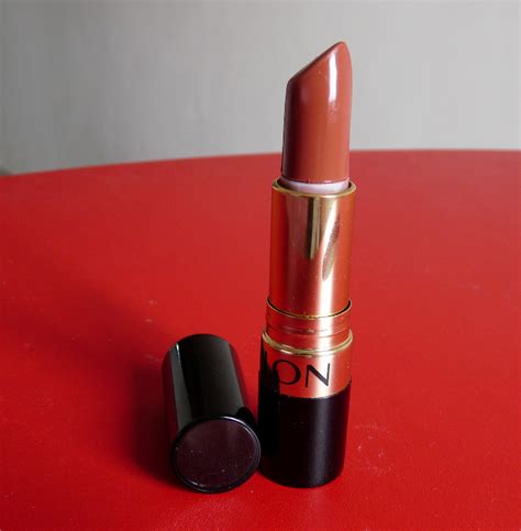 It is easy to apply and lasts all day. Revlon Super Lustrous Lipstick - Cocoa Sheer