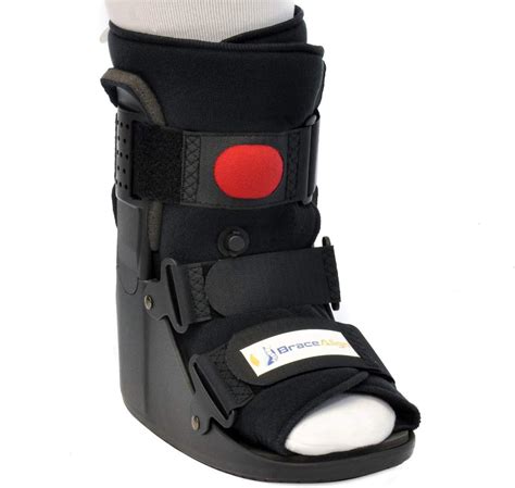 Foot Or Ankle Injuries Brace Align Air Cam Walker Fracture Pdac Boot