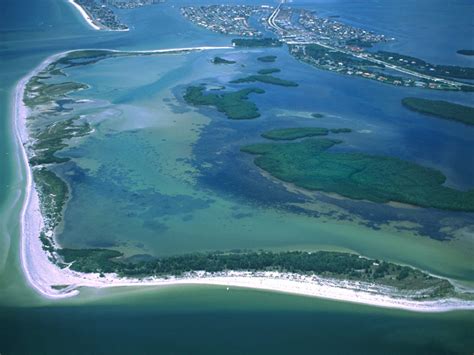 10 Gorgeous Barrier Islands In Florida