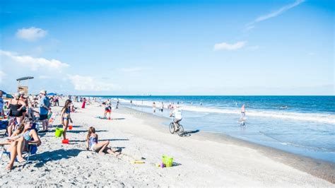 The accommodation is air conditioned and is fitted with a hot tub. 27 Relaxing & Fun Things To Do In Tybee Island On A Family ...