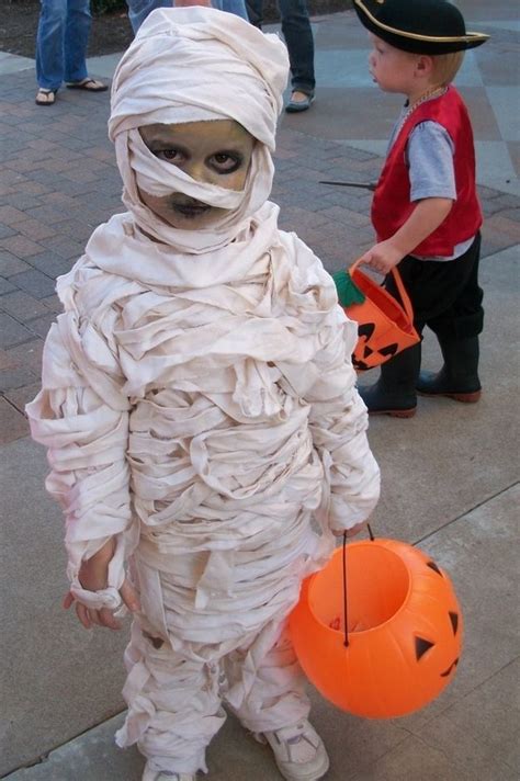 déguisement momie facile et rapide à faire 10 idées de déguisements d hallowee… deguisement