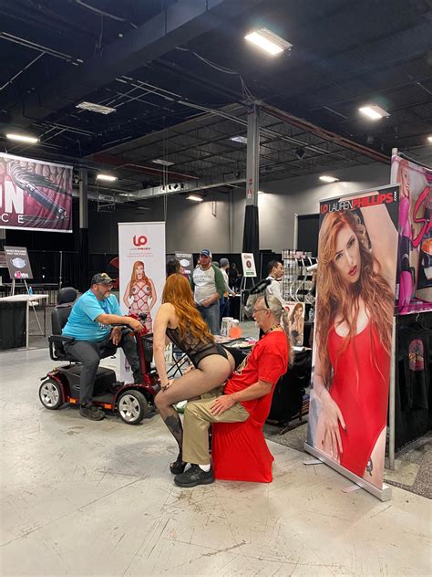 Exxxotica 2021 — Invitednyc