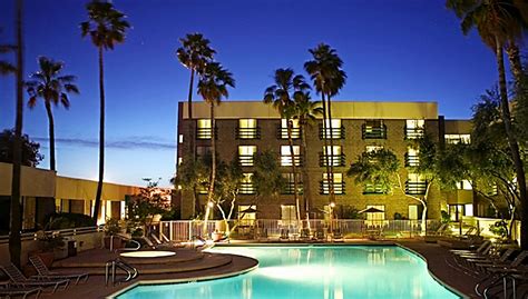 All New Radisson Hotel Phoenix North Opens Az Big Media