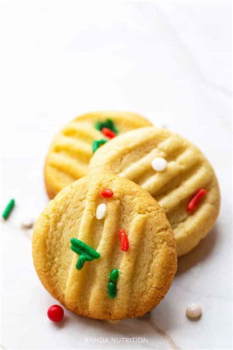 Almond flour sugar cookies that taste just like the soft lofthouse version, except these are made with better for you ingredients! Gluten Free Shortbread Cookies Recipe with Almond Flour | Randa Nutrition
