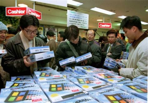 日本語の「出来事」と言うと、いくつかの意味があります。 事件。 紛争。 特に、重大事件に発展する危険性をもつ出来事に使うことが多い様です。 大事故になった場合には、accidentが使われることが多いです。 社会不安が覆った1995年、Windows 95フィーバーでネット時代へ ...
