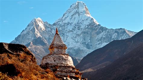 Templo Ama Dablam En El Himalayas Fondo De Pantalla 4k Hd Id2326