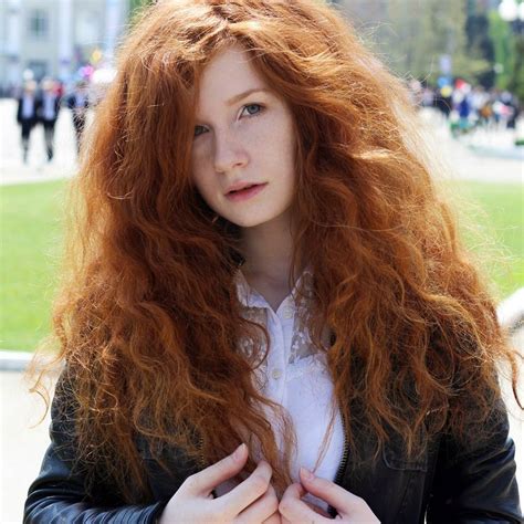 Gorgeous Redhead Real Girls Girl Model Redheads Cool Hairstyles