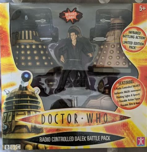 Radio Controlled Dalek Battle Pack Doctor Who Dr Action Figure