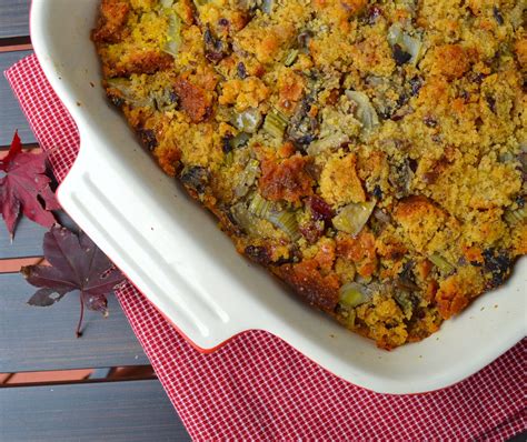 We always have just traditional bread stuffing, but i am dying to try a cornbread version. Apple-Chestnut Cornbread Stuffing | Recipe | Vegetarian ...