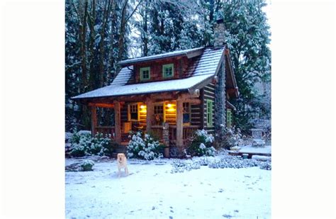 9 Beautiful Cabins In The Snow
