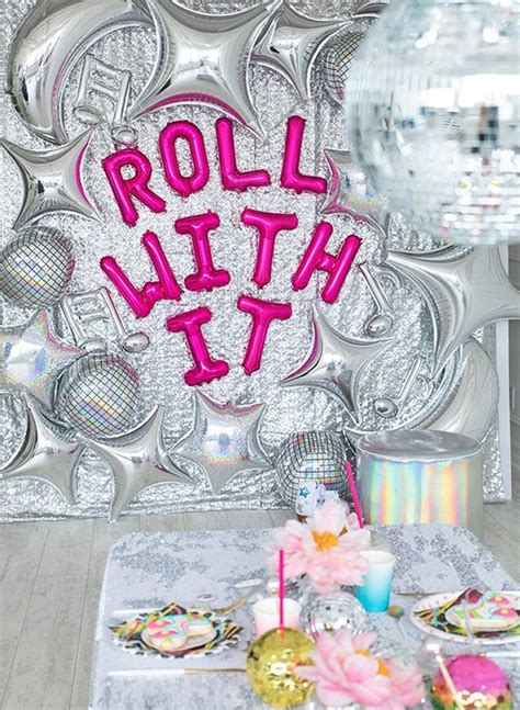 Spell out a word based on your theme, the guest of honor's name, or just something to brighten the mood, like the yay you see here. 8 Unexpected Party Themes for Your 30th Birthday | 30th ...