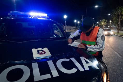 Conducía borracho y chocó a dos autos estacionados en Maipú MendoVoz