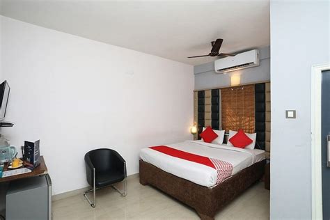 Oyo 22591 Srj Inn Hotel Reviews Indiakolkata Calcutta Asia