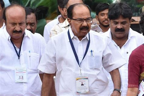 Veerappa Moily Veerappa Moily Says Its Doubtful Modi Fasted For