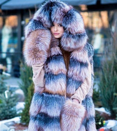 Fur Coat Fashion Women S Fashion Fur Decor Cosy Outfit Fur Clothing Fabulous Furs Fox Fur