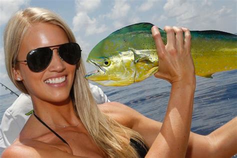 Jaw Dropping Photos Of Dolphins Qb Ryan Tannehill S Wife Lauren