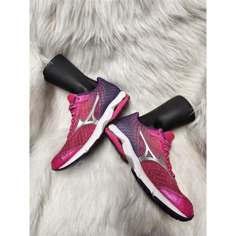 Mizuno Wave Rider 19 Running Shoe Womens 9 5 Pink Depop