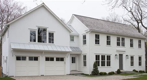 Modern Farmhouse Exterior With Columnless Roofawning Modern Colonial