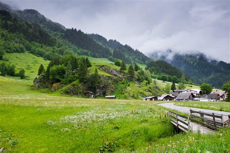 Swiss Village In Bernese Alps Rtravel