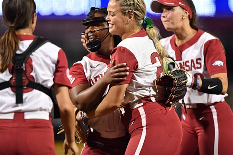 Ethan Westerman On Twitter Rt Wholehogsports After Nearly Giving Up Softball Chenise Delce